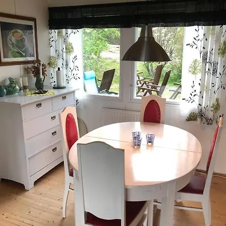 With Own Beach, Seaterrace & Pavillion. Сasa de vacaciones *