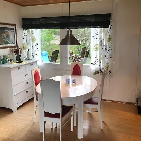 Сasa de vacaciones With Own Beach, Seaterrace & Pavillion.