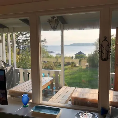 Сasa de vacaciones With Own Beach, Seaterrace & Pavillion. Mariehamn